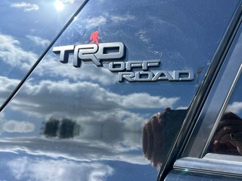 Used 2021 Toyota 4Runner TRD Off-Road Premium AWD/4WD image 4