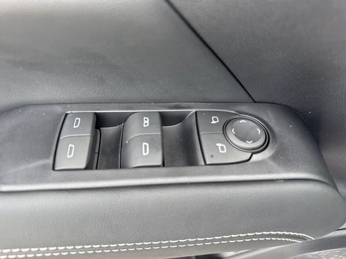 New 2027 GMC Terrain Elevation w/ Elevation Premium Package FWD image 17