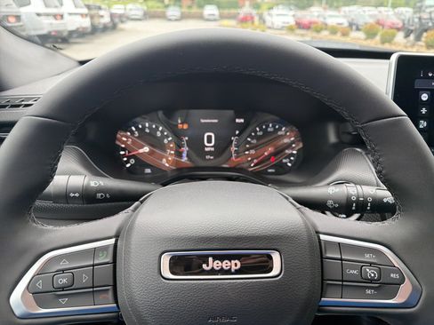 New 2026 Jeep Compass Latitude AWD/4WD image 21