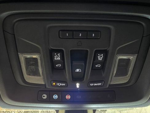 Used 2021 GMC Sierra 1500 AT4 w/ AT4 Preferred Package AWD/4WD image 55