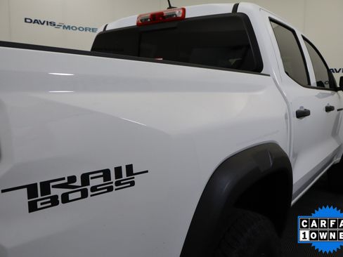 Used 2024 Chevrolet Colorado Trail Boss AWD/4WD image 7