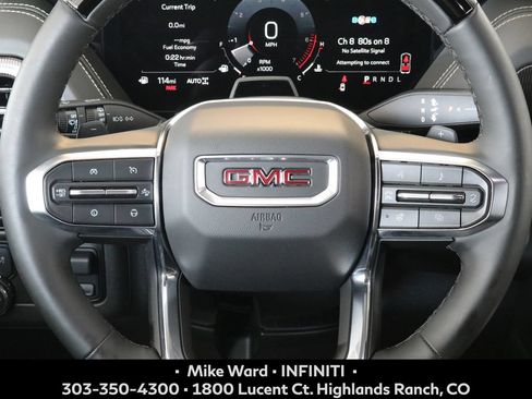 Used 2025 GMC Yukon XL Elevation AWD/4WD image 9