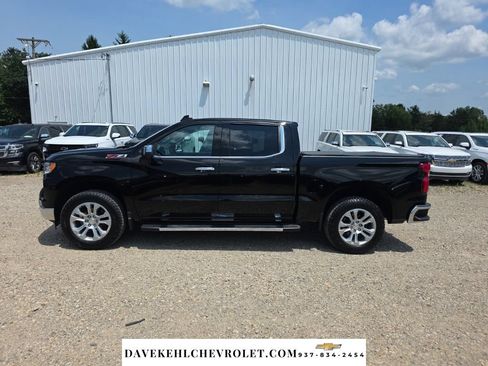 Used 2025 Chevrolet Silverado 1500 LTZ w/ LTZ Premium Package AWD/4WD image 2