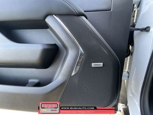 New 2026 GMC Yukon XL Elevation image 24