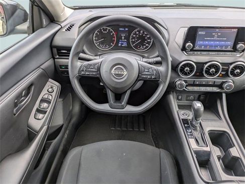 Used 2024 Nissan Sentra S image 15