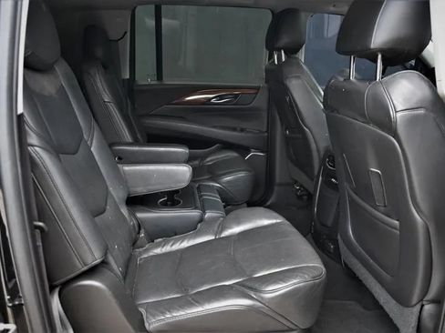Used 2016 Cadillac Escalade ESV Premium RWD image 24