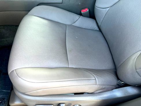 Used 2012 Lexus GX 460 w/ Comfort Plus Pkg image 35