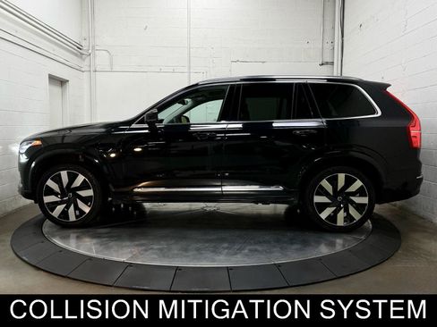 Used 2023 Volvo XC90 T8 Ultimate w/ Protection Package Premier AWD/4WD image 6