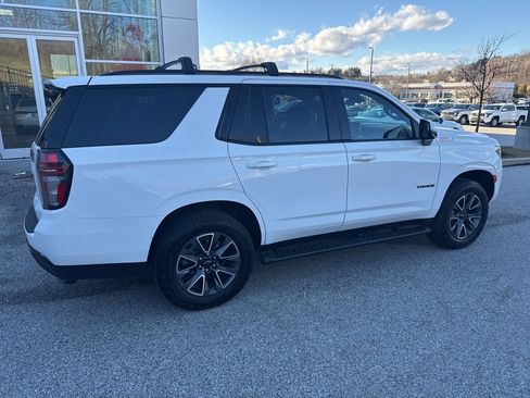 Used 2024 Chevrolet Tahoe Z71 w/ Luxury Package image 4
