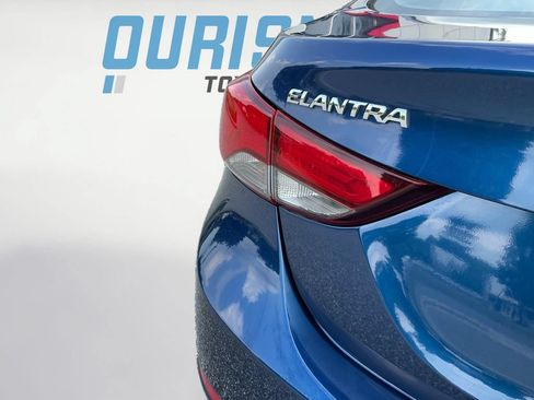 Used 2016 Hyundai Elantra SE FWD image 23