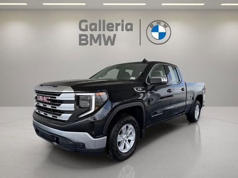 Used 2023 GMC Sierra 1500 SLE image 1