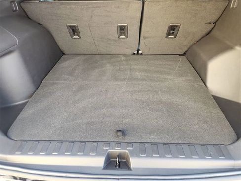 Certified 2024 Chevrolet Equinox Premier image 24