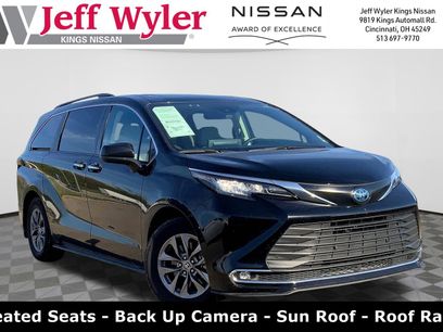 Used 2023 Toyota Sienna XLE