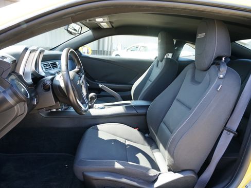 Used 2012 Chevrolet Camaro SS w/ Rear Vision Package image 11