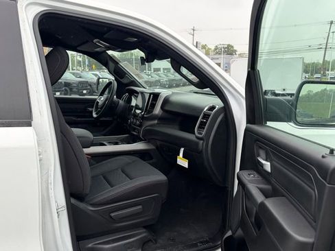 New 2026 RAM 1500 Express AWD/4WD image 25