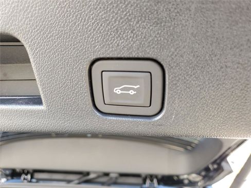 New 2026 GMC Acadia AT4 w/ Luxury Package image 9