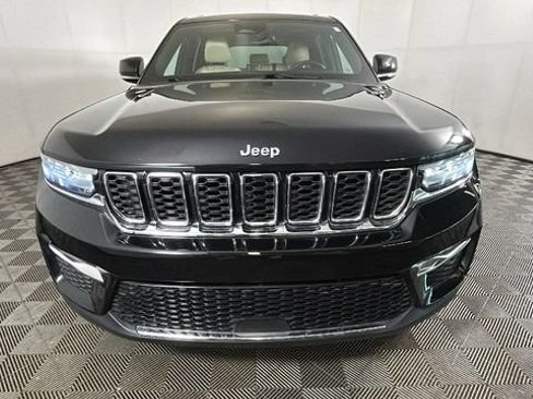 Used 2023 Jeep Grand Cherokee 4WD 4xe image 7