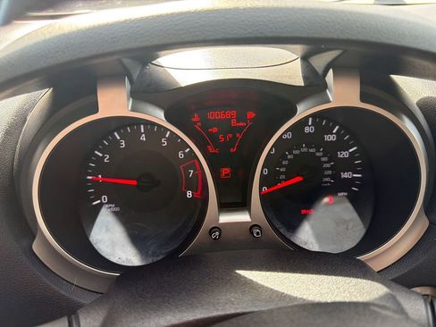 Used 2015 Nissan Juke SL image 12