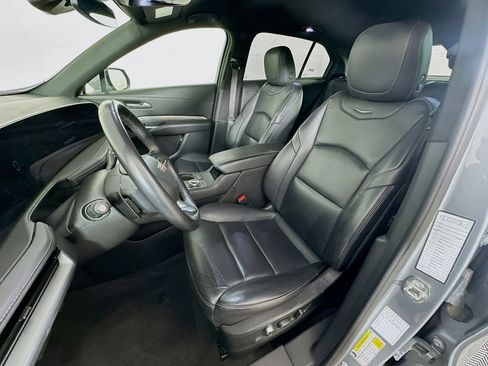 Used 2024 Cadillac XT4 Premium Luxury image 13