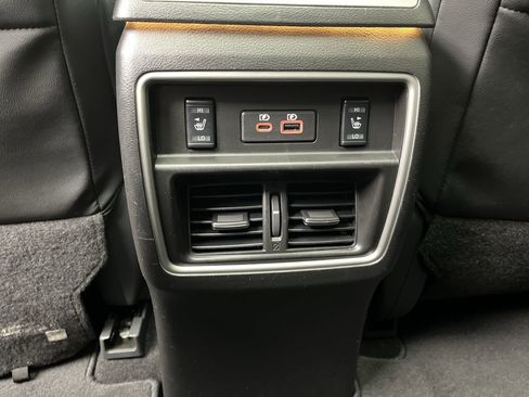 Used 2020 Nissan Murano SL w/ Moonroof Package image 13