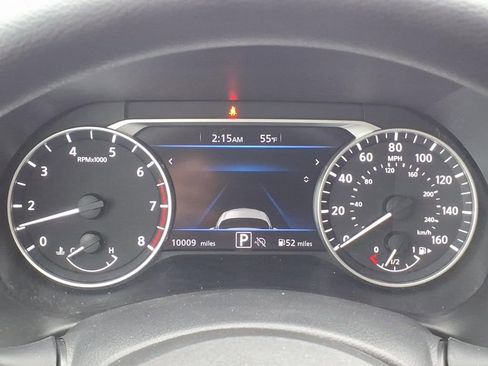 Used 2025 Nissan Sentra SV w/ Trunk Package FWD image 2