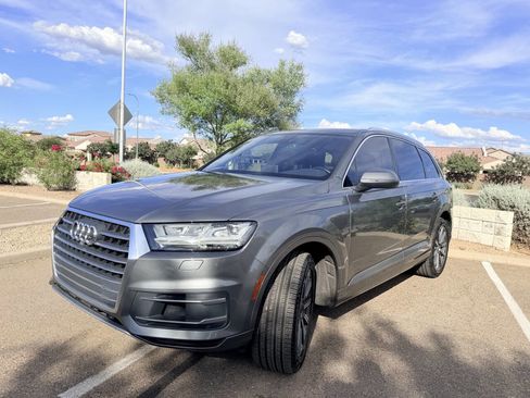 Used 2017 Audi Q7 3.0T Premium Plus image 5