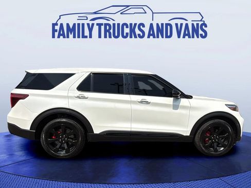 Used 2022 Ford Explorer ST w/ Equipment Group 401A AWD/4WD image 6