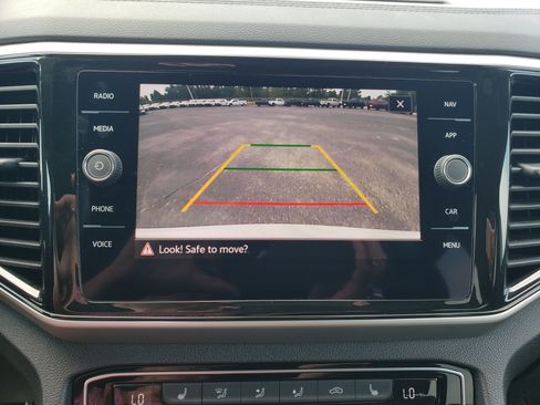 Used 2023 Volkswagen Atlas Cross Sport SEL AWD/4WD image 39