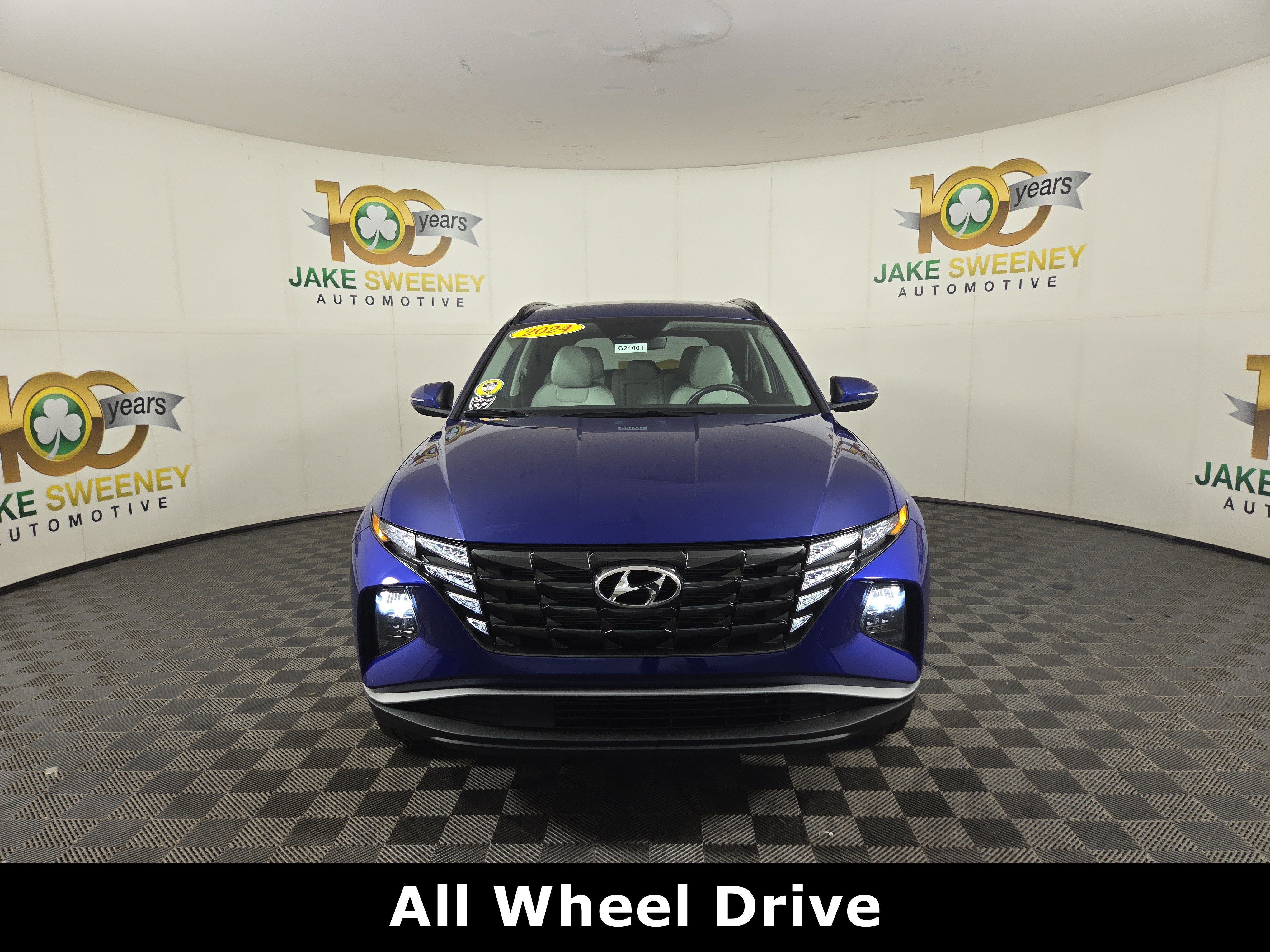 Used 2024 Hyundai Tucson SEL w/ Convenience Package AWD/4WD image 2