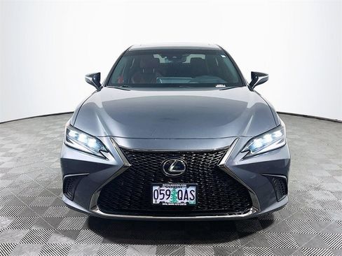 Used 2022 Lexus ES 350 F Sport image 3
