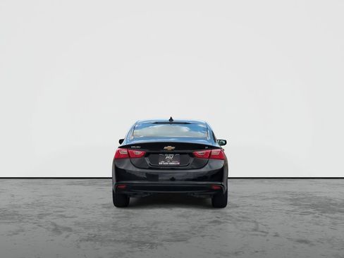 Used 2025 Chevrolet Malibu LT FWD image 7