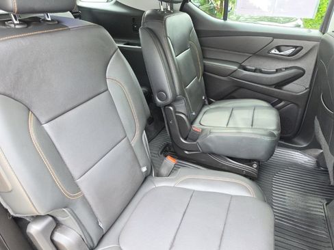 Used 2019 Chevrolet Traverse LT w/ LT Premium Package AWD/4WD image 30
