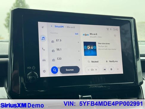 Used 2023 Toyota Corolla LE image 27