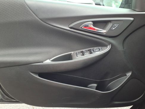 Used 2024 Chevrolet Malibu LT image 24