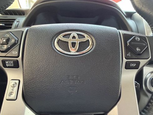 Used 2016 Toyota 4Runner Limited AWD/4WD image 18