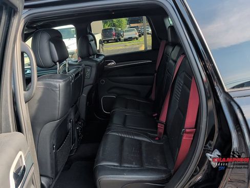 Used 2018 Jeep Grand Cherokee SRT AWD/4WD image 17