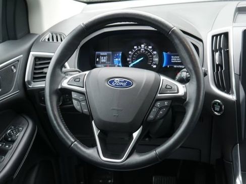 Used 2023 Ford Edge Titanium AWD/4WD image 16