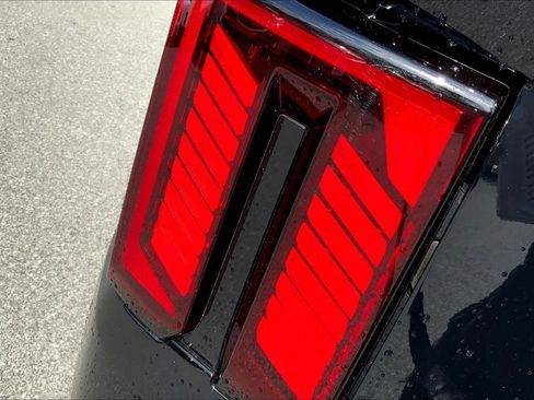 Used 2025 Kia Sorento SX Prestige w/ Olive Brown Leather Package image 32