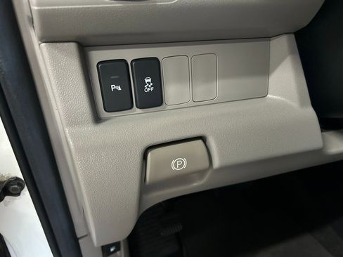 Used 2012 Honda Pilot Touring image 11