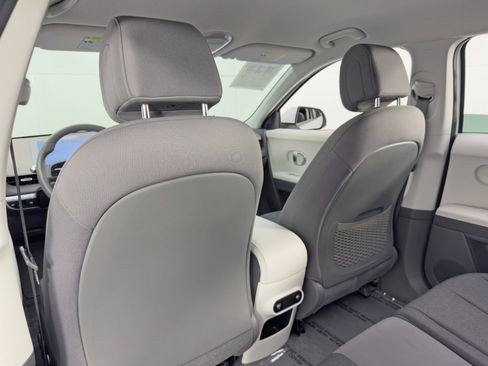 Used 2024 Hyundai Ioniq 5 SEL image 34