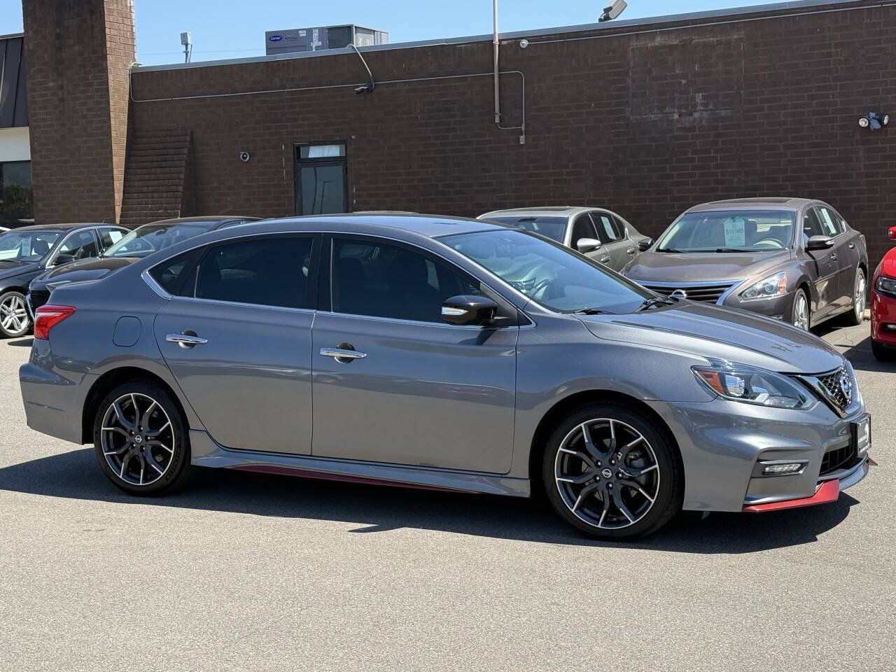 Used 2018 Nissan Sentra NISMO FWD image 35