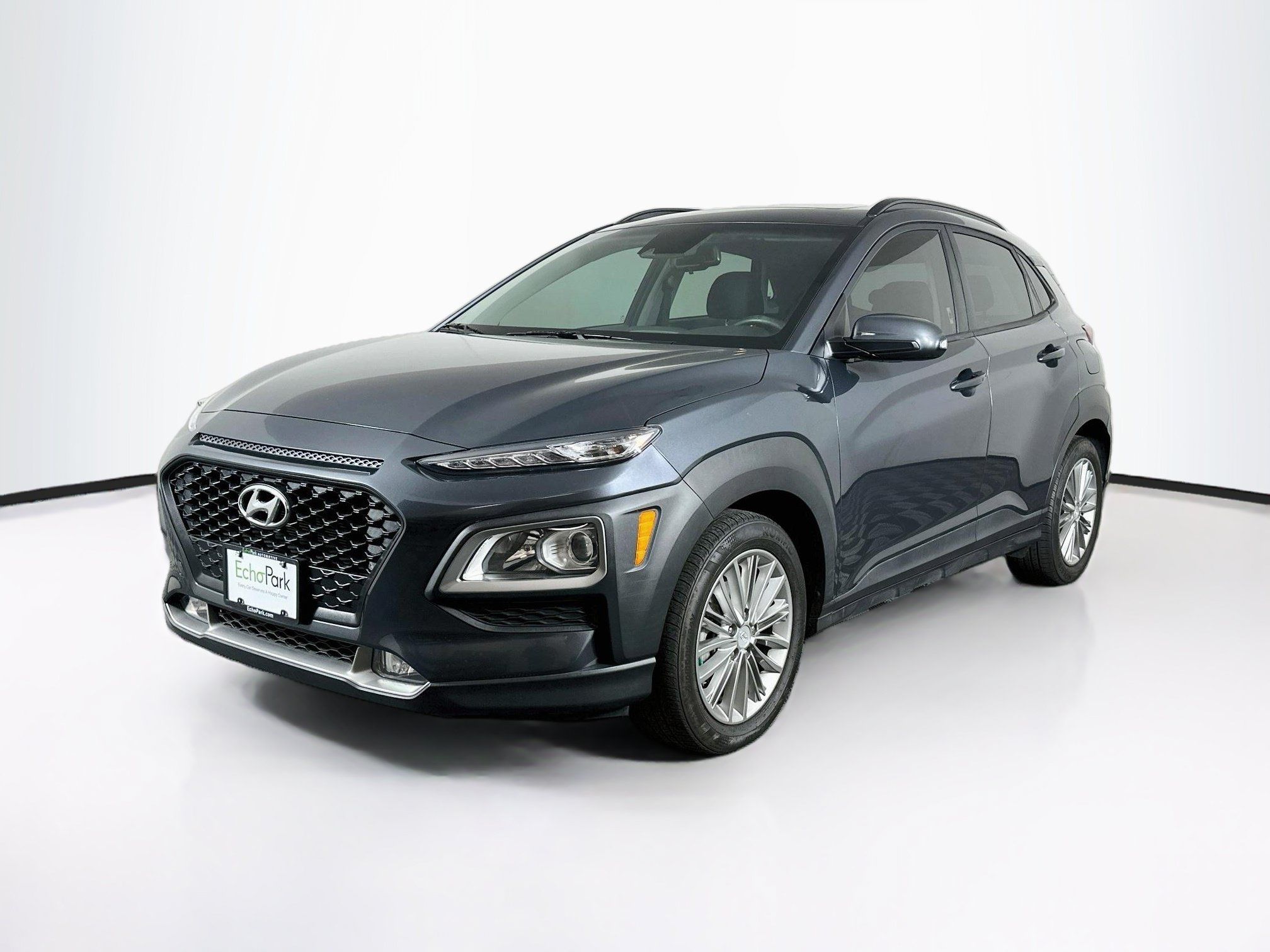 Used 2019 Hyundai Kona SEL w/ SEL Tech Package 02 FWD image 3