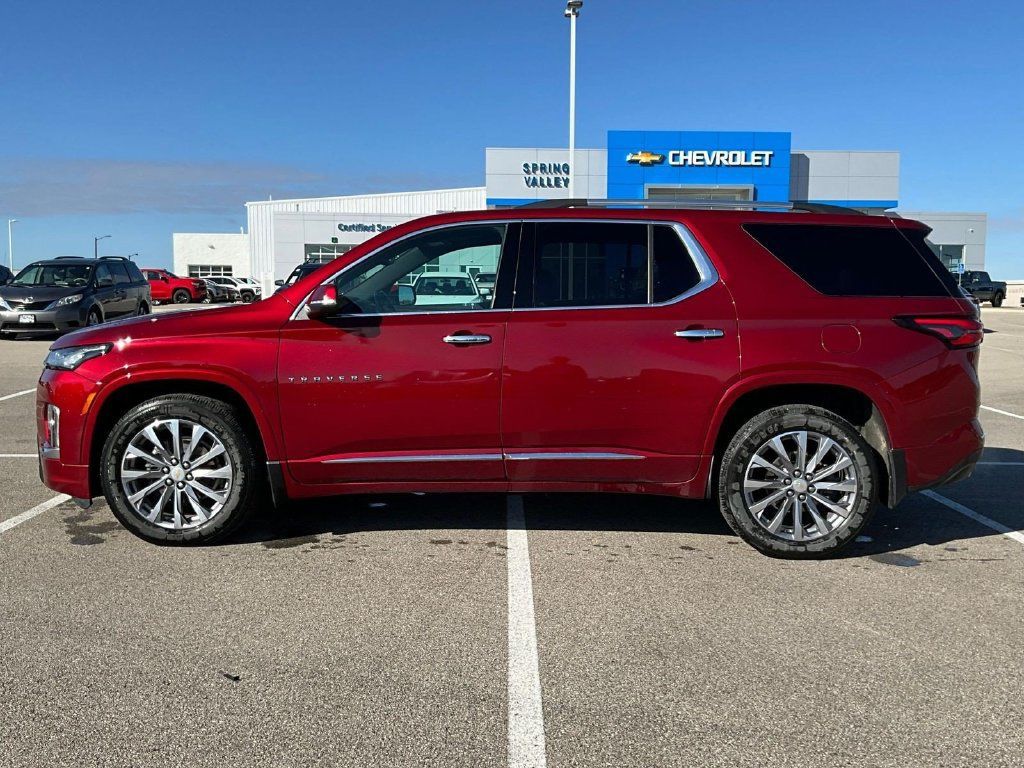 Used 2022 Chevrolet Traverse Premier AWD/4WD image 8
