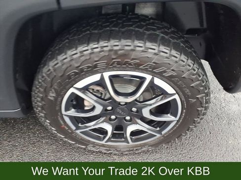 Used 2024 Jeep Compass Trailhawk w/ Sun and Sound Group AWD/4WD image 16