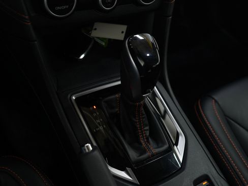 Used 2023 Subaru Crosstrek 2.5i Limited w/ Moonroof Package image 23