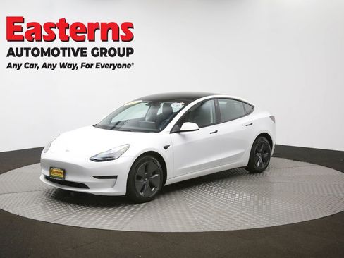 Used 2023 Tesla Model 3 Standard Range image 54