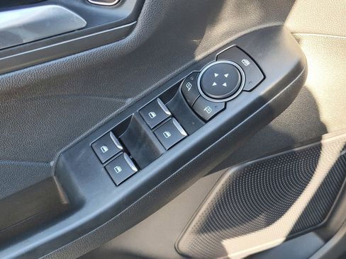 Certified 2023 Ford Escape SE image 17