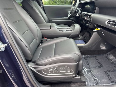 Used 2026 Hyundai Palisade Calligraphy FWD image 13