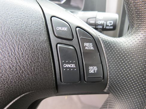 Used 2010 Honda CR-V LX image 12