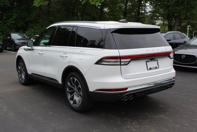 New 2026 Lincoln Aviator Reserve AWD/4WD image 5